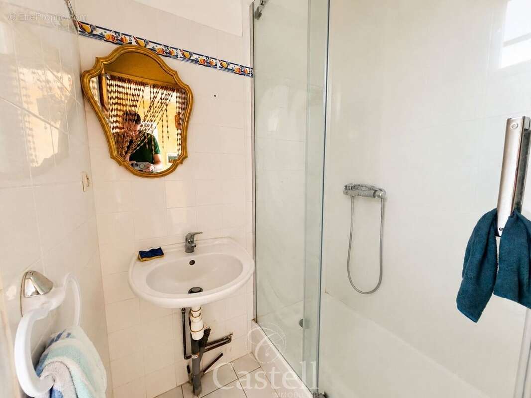 *** villa t4 de plain pied + villa t2 sur parcelle de plus de 1000 m² *** - photo 14
