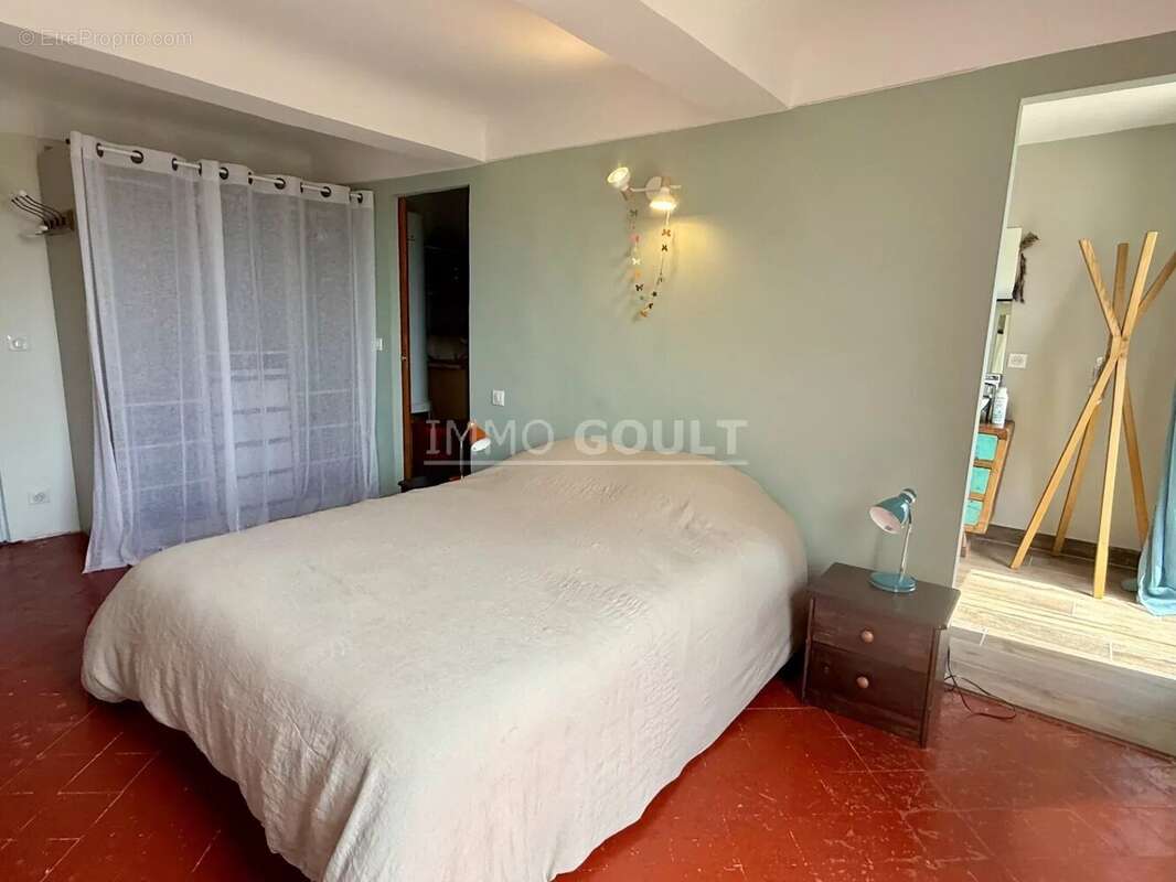 Maison à SAINT-SATURNIN-LES-APT