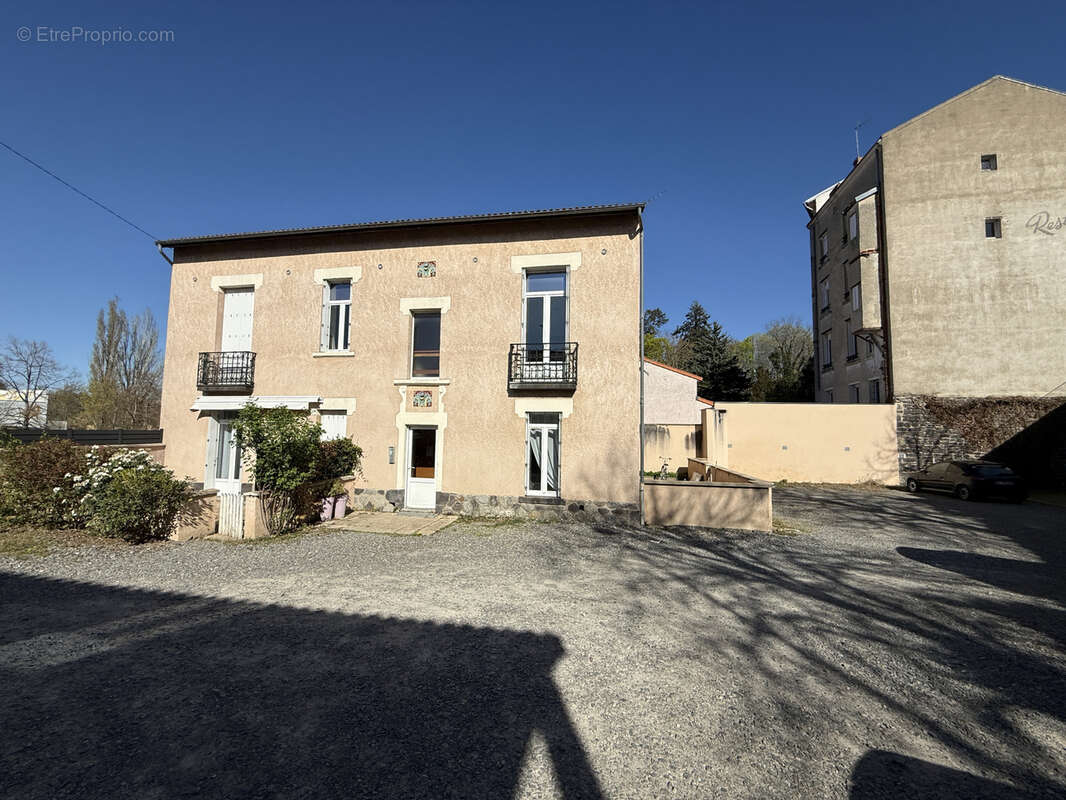 Appartement à CHATELGUYON