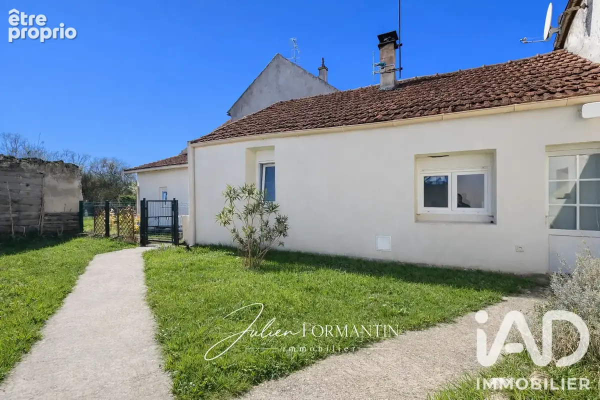Photo 1 - Maison à ESBLY