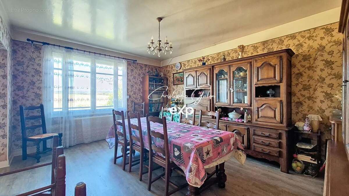 Maison à RILHAC-RANCON