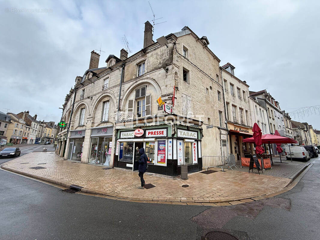 Commerce à CHAUMONT