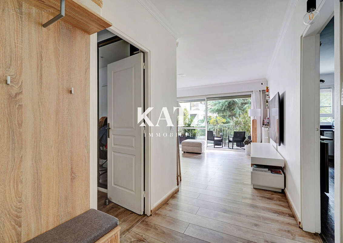 Appartement à GARCHES