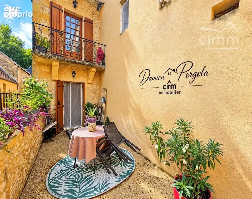 Ensemble immobilier de charme de 135 m² au cœur de Montignac-Lascaux - photo 2