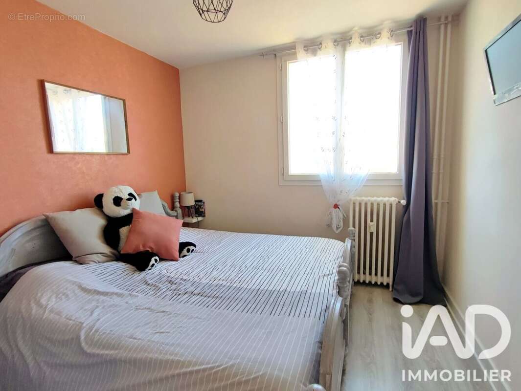 Appartement 65 m² à Aurillac  - photo 9
