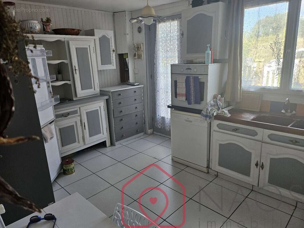 En exclusivité Charmante maison de ville - photo 13