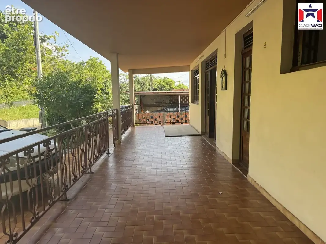 Maison 13 pièces 343 m² à vendre à Le Lamentin (97232) - photo 2