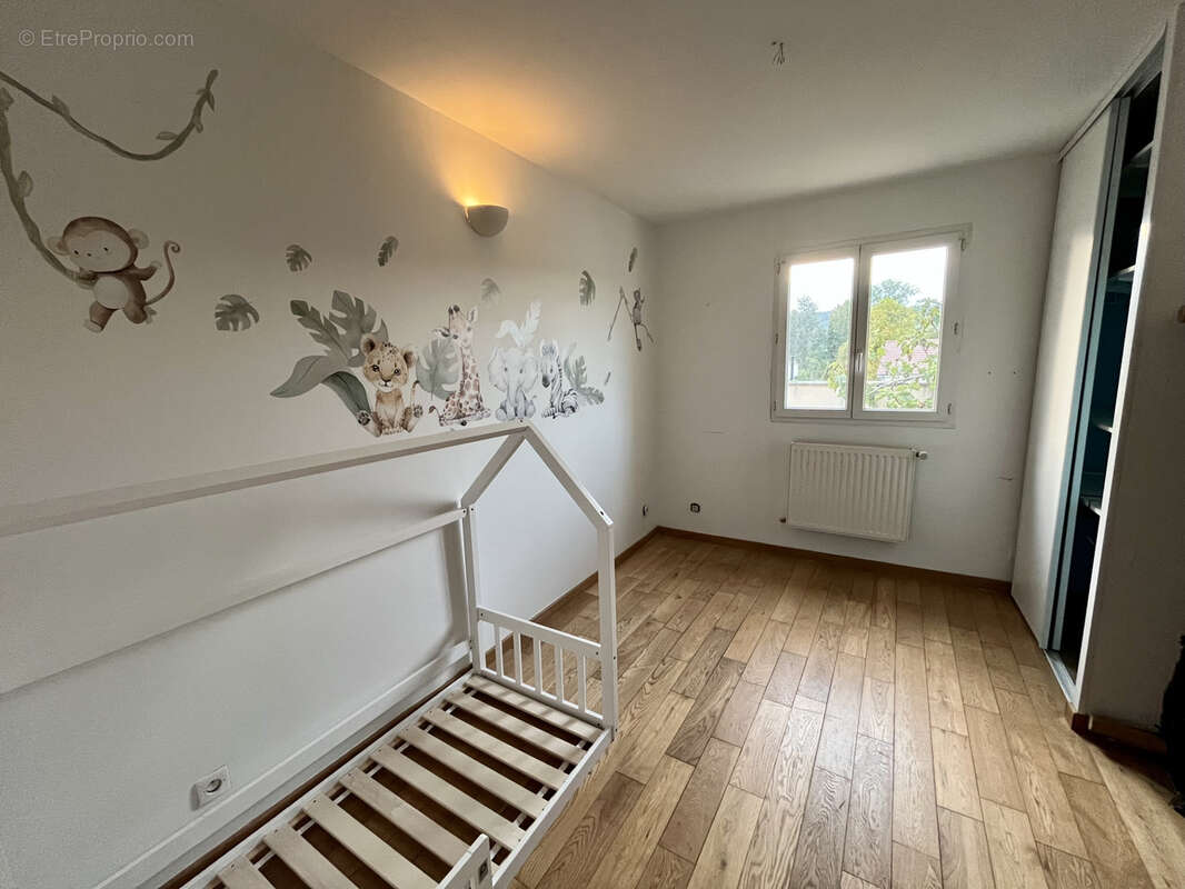 Maison à PETIT-COURONNE