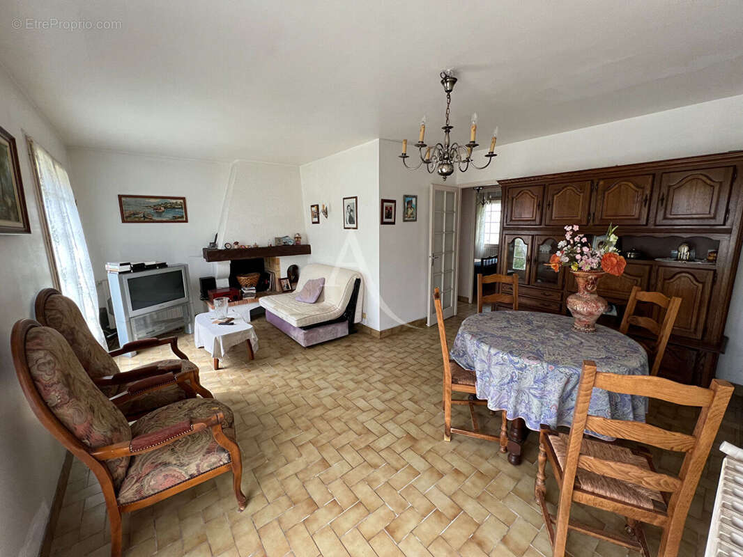 Maison à LE FENOUILLER