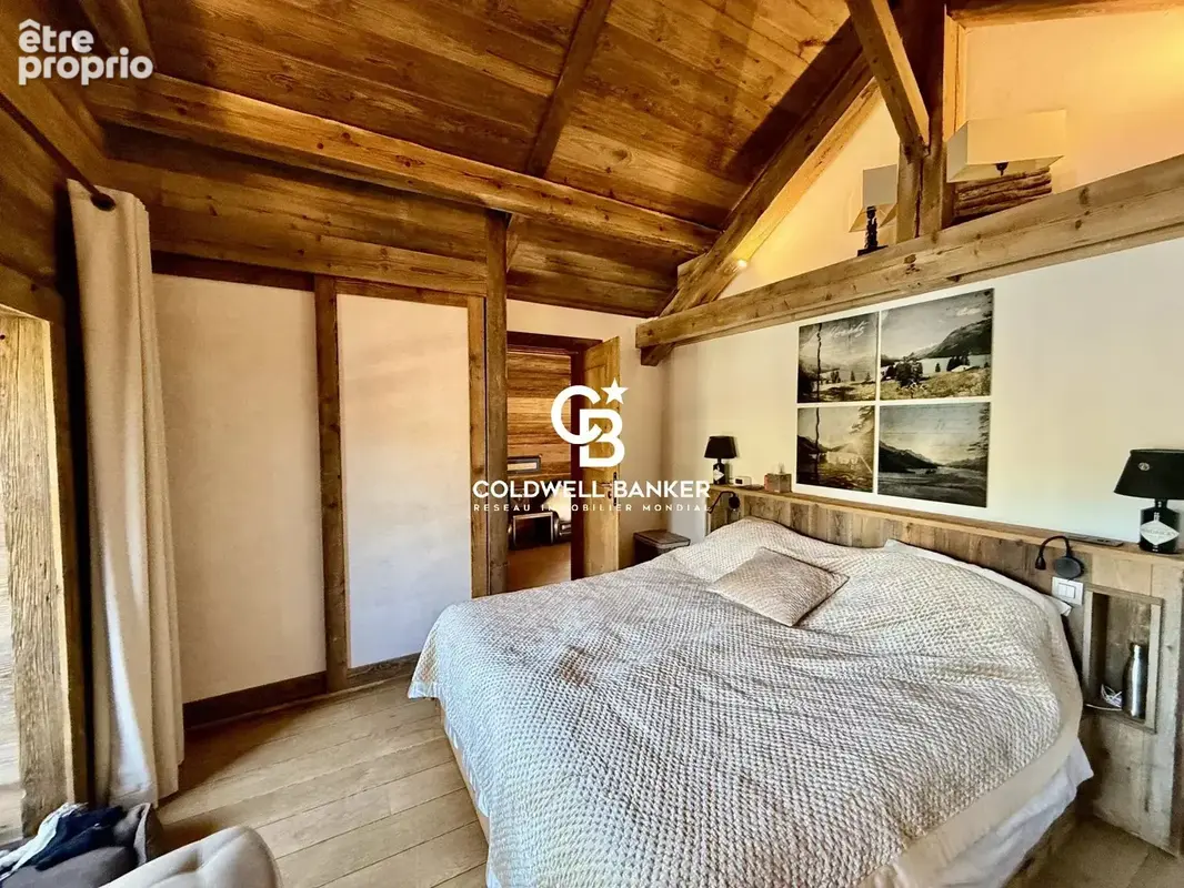 Appartement duplex 131 m2 à vendre à Megève centre village - photo 13