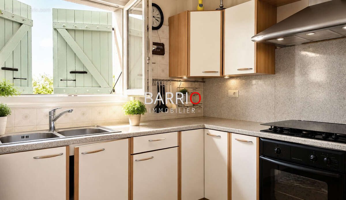 Maison 121 m² à Saint-Genis-Des-Fontaines  - photo 4