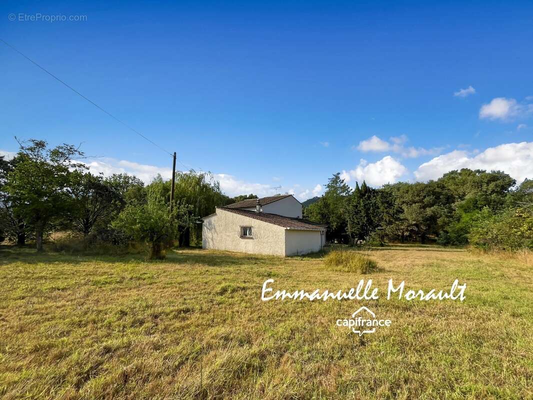Maison de campagne à rénover 4 pièces BAGNOLS EN FORET (83) - photo 20