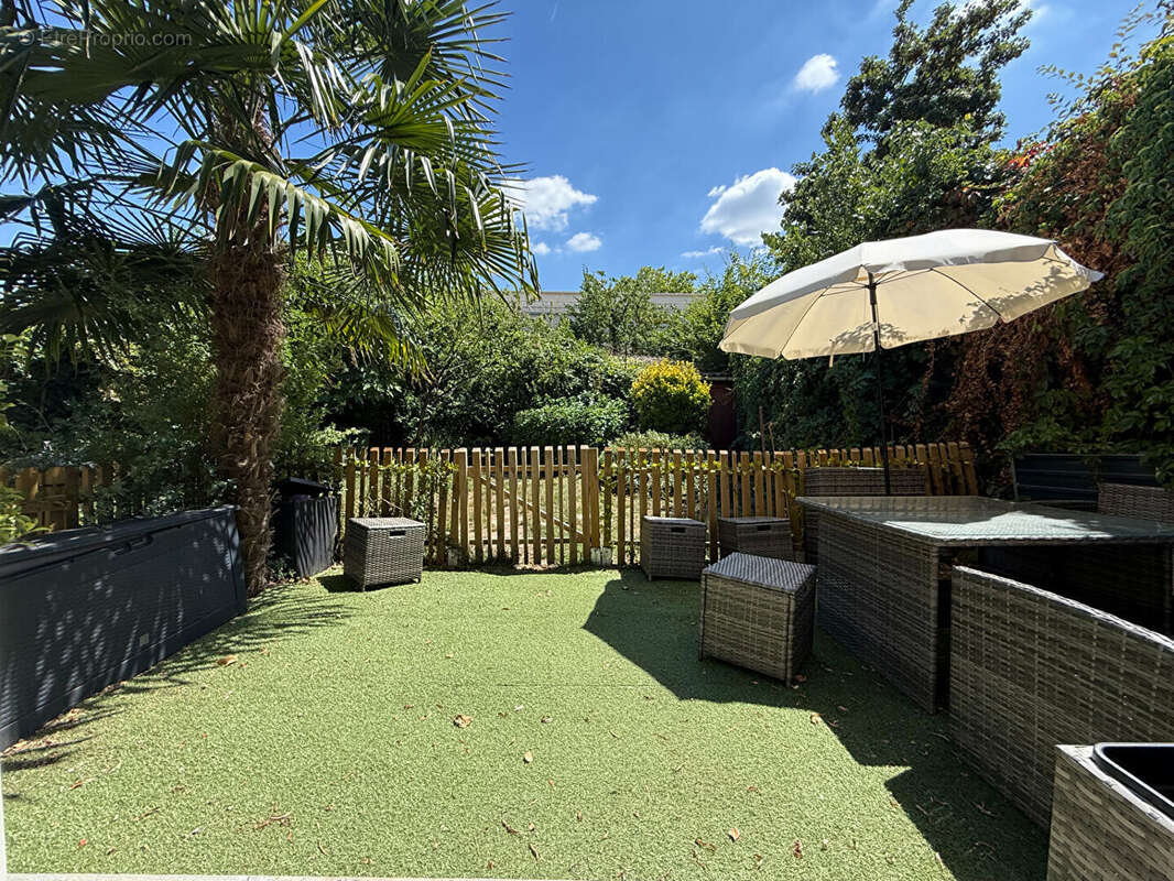 Villejuif  Maison 5 pièces avec jardin - photo 2