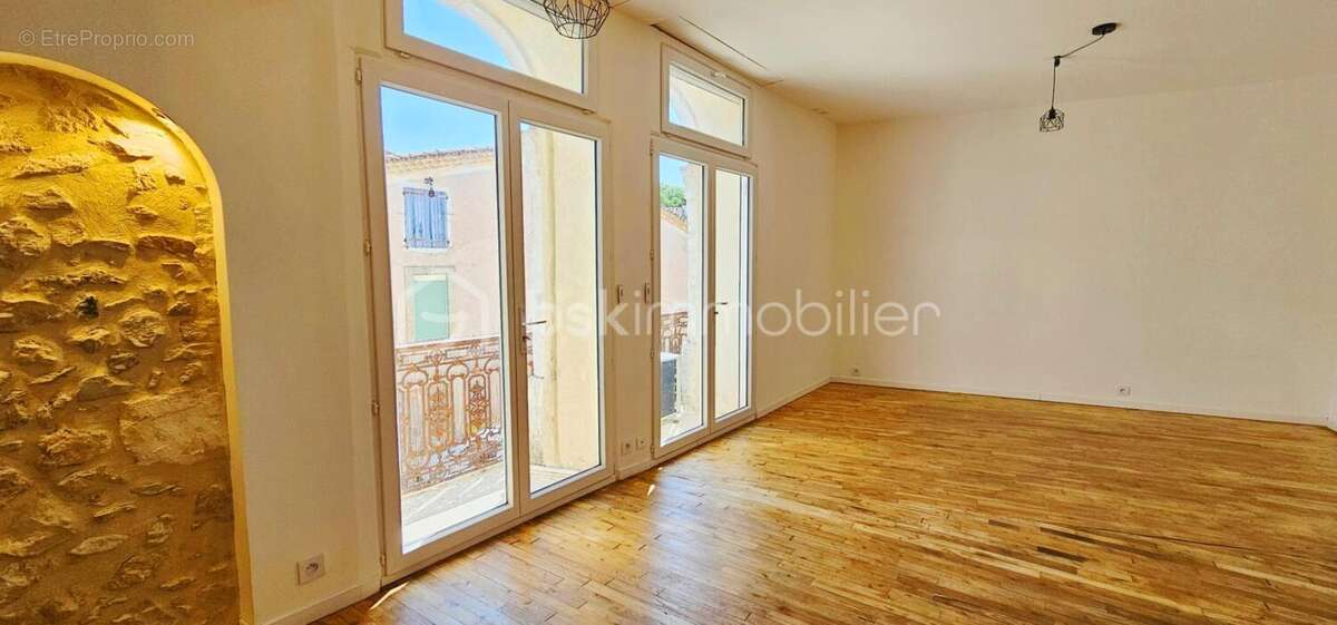 Immeuble de rapport – 2 appartements + Local commercial – Rentabilité estimée ≈ 9 % - photo 5