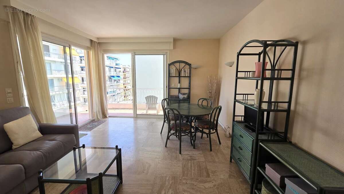 Exclusivité. Palm Beach, studio avec terrasse. - photo 4