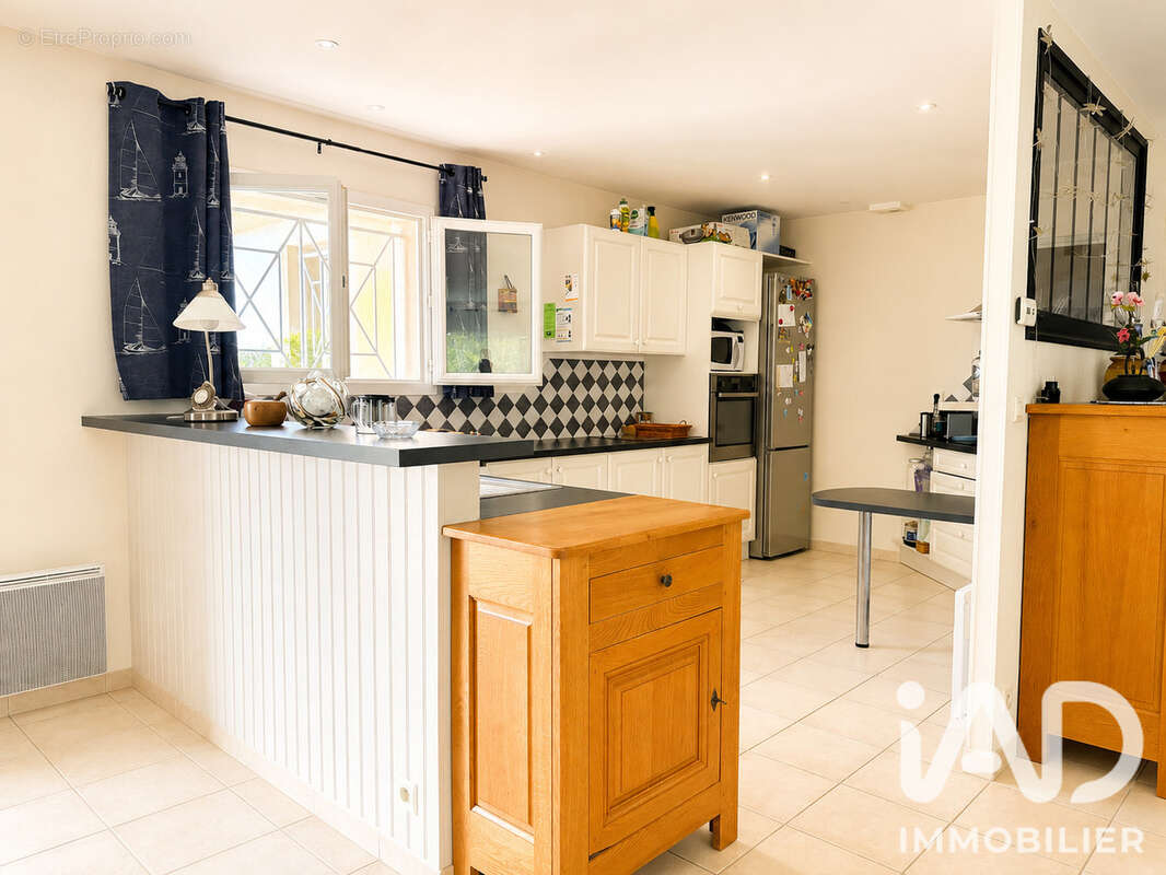 Maison 125 m² à Gujan-Mestras  - photo 6