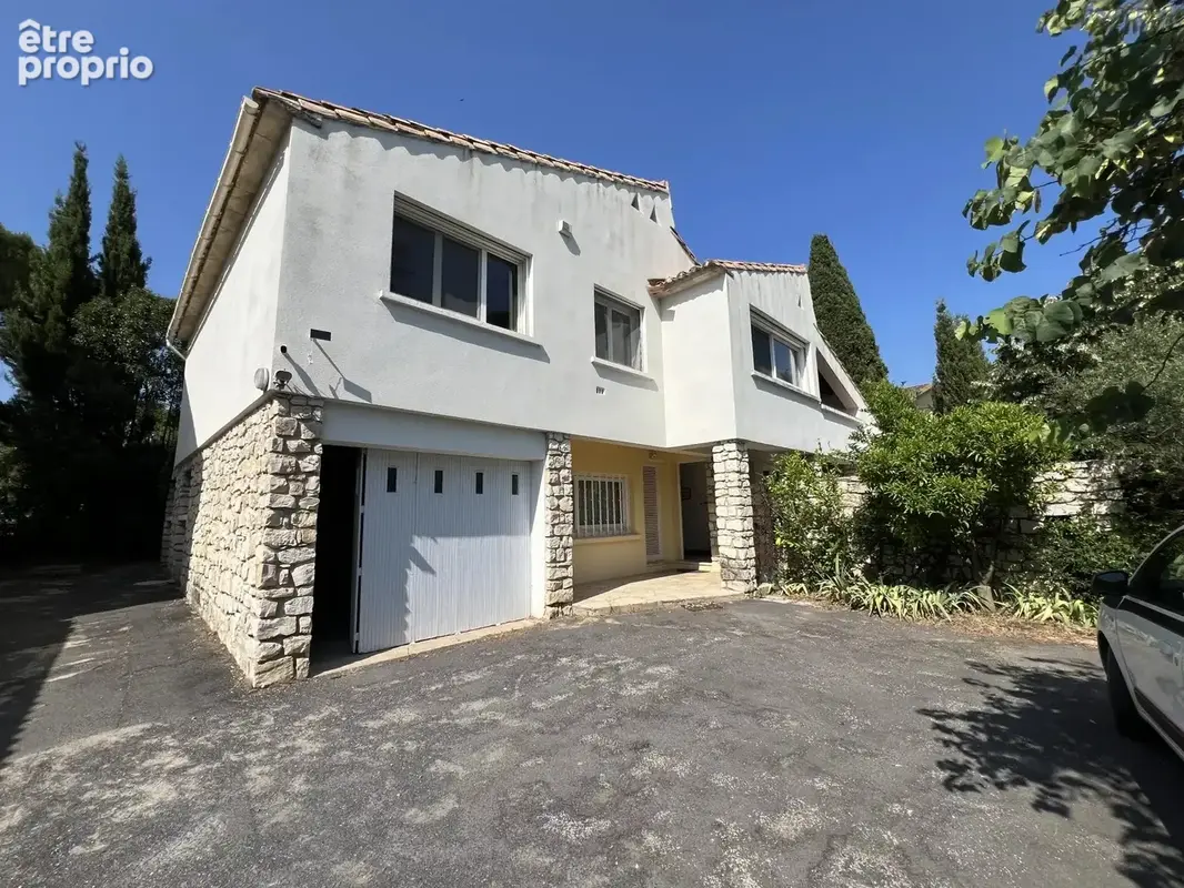 Maison 8 pièces 200 m² à vendre à Montfrin (30490) - photo 2