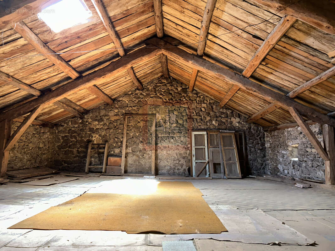 Maison à PRADELLES