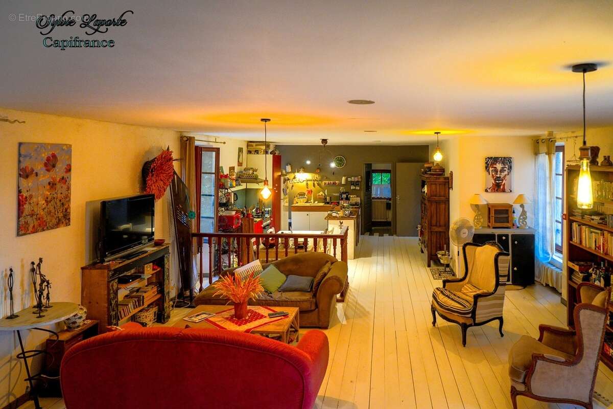 Propriete à vendre 14 pièces SAINTE LIVRADE SUR LOT (47)Sainte-Livrade-sur-Lot – Propriété de caractère à projets multiples en b - photo 17