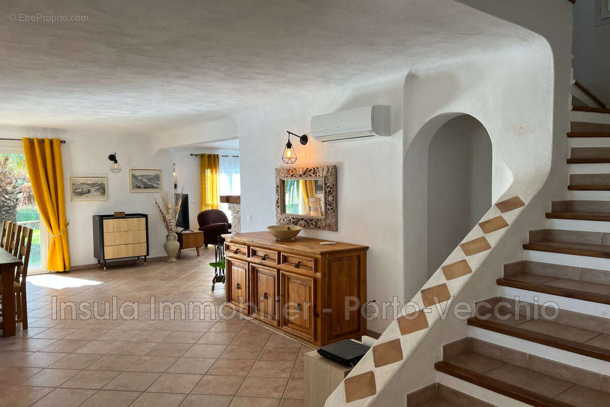 Maison 5 pièces 181 m² à vendre à Porto-Vecchio (20144) - photo 3