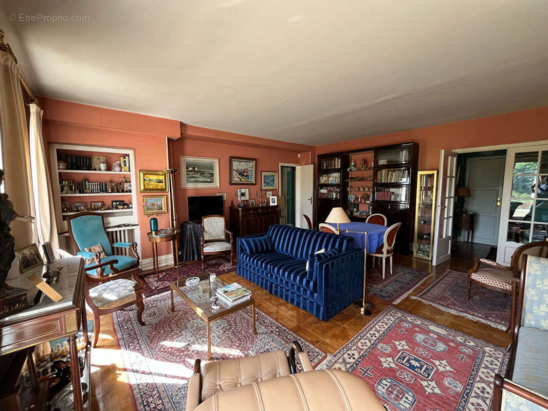Appartement à SAINT-CLOUD