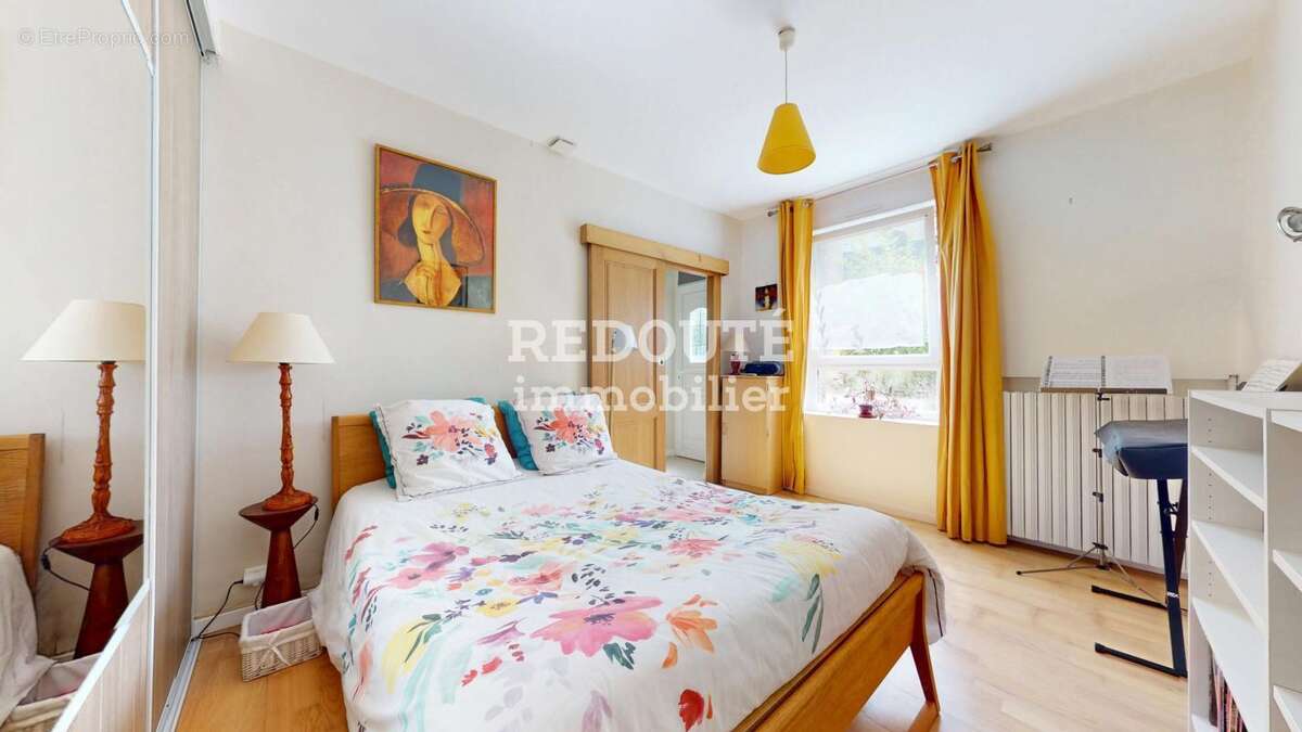 A vendre secteur gambetta f2 en bon etat avec jardin au calme - photo 7