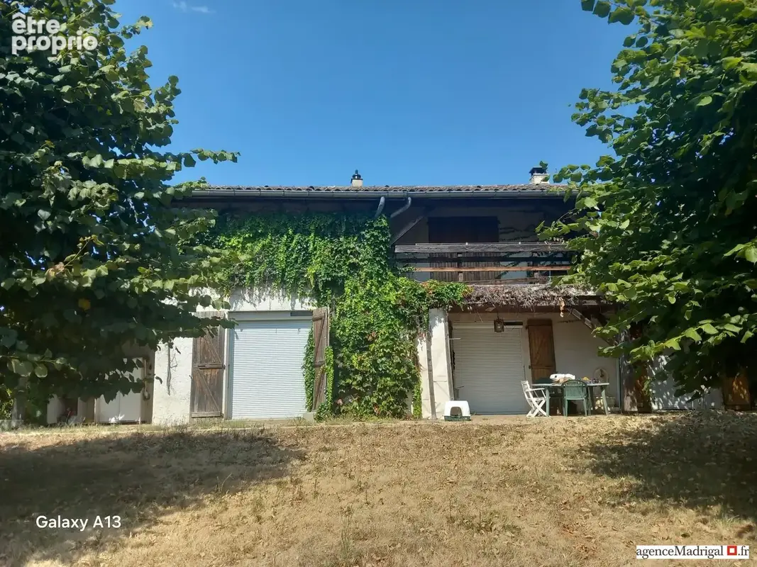 Maison à LA BUISSE