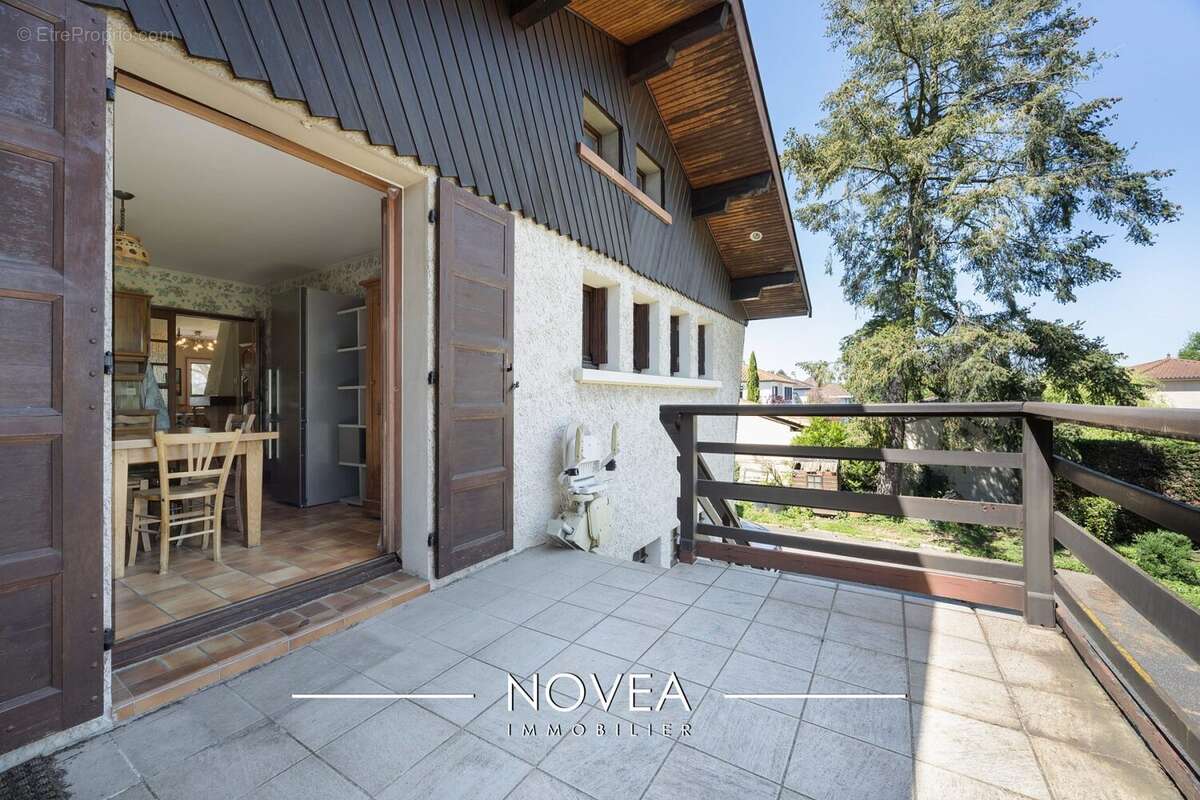 Maison à FRANCHEVILLE