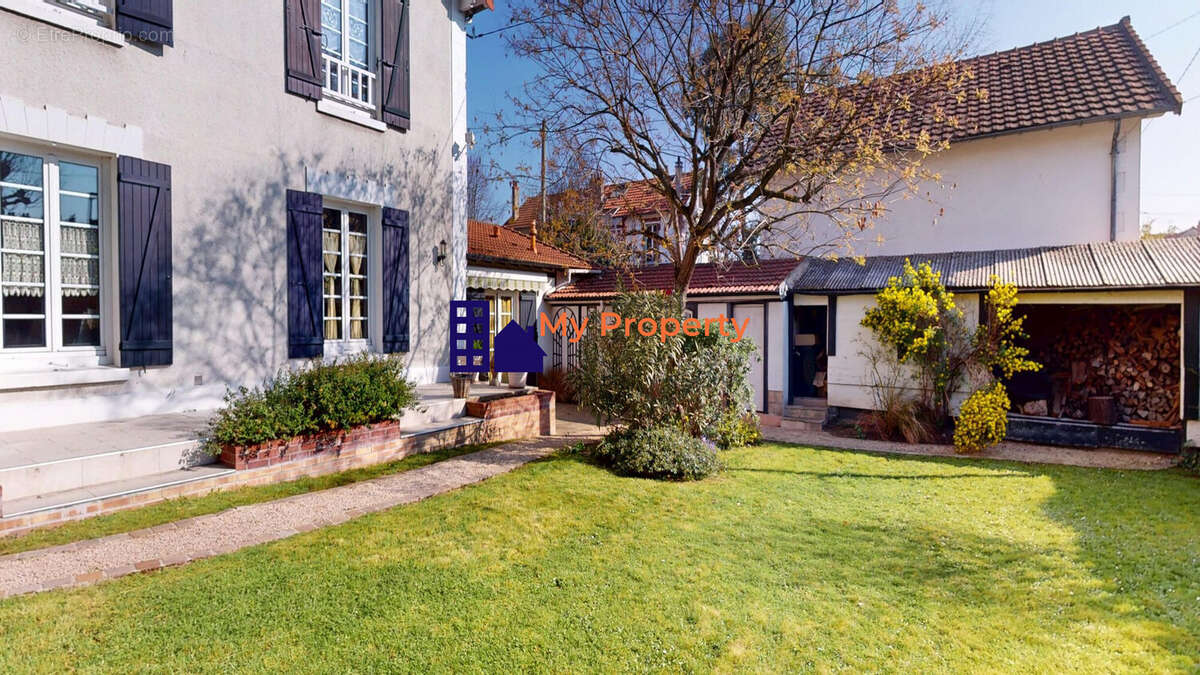 Maison à HOUILLES