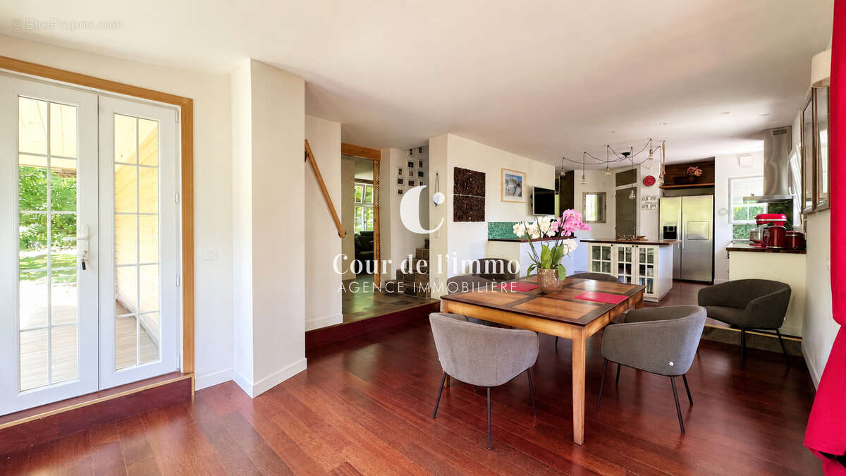 Maison à BURDIGNIN