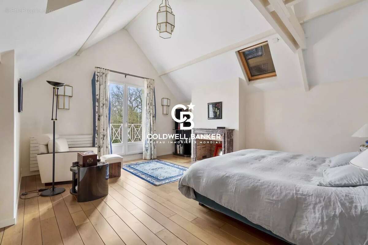 Maison à LE VESINET