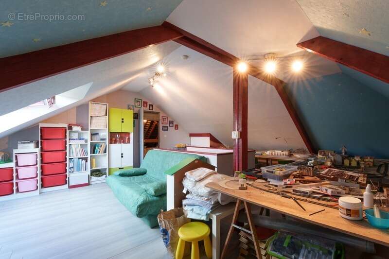 Maison à vendre 8 pièces SAINT CYR SUR LOIRE (37) - photo 10