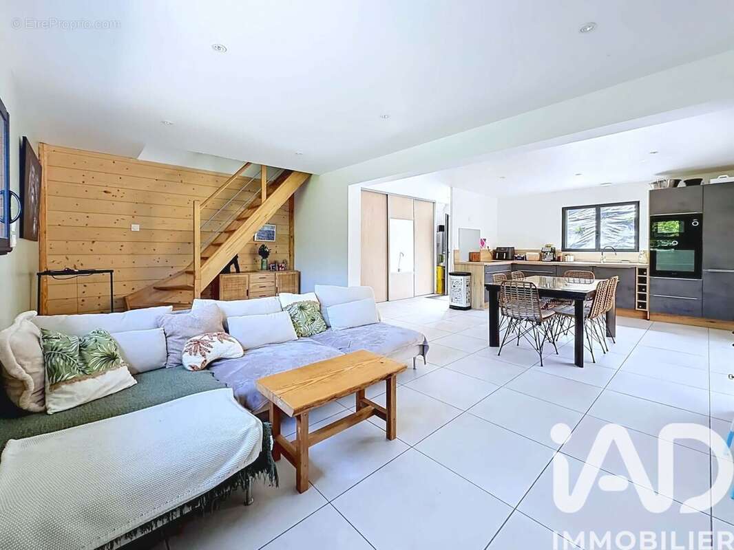 Photo 2 - Maison à EQUEMAUVILLE