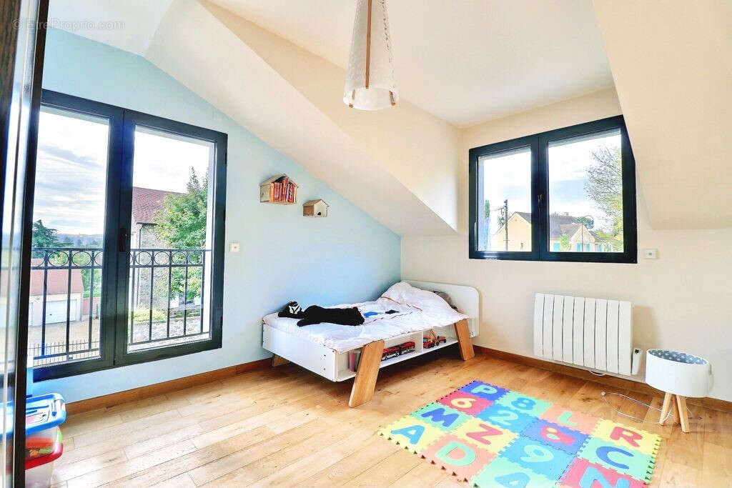 Maison à MAREIL-MARLY