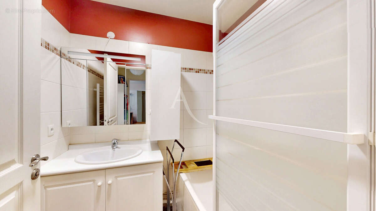 Appartement à LE PLESSIS-ROBINSON