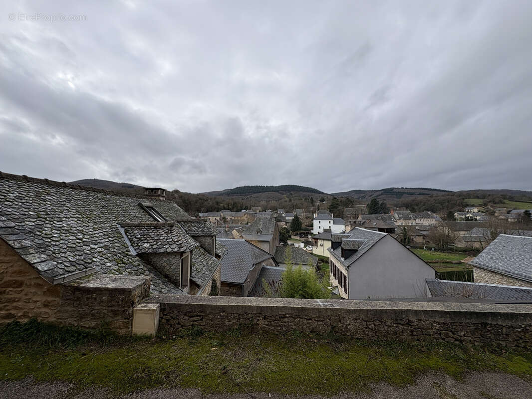 Maison à BERTHOLENE
