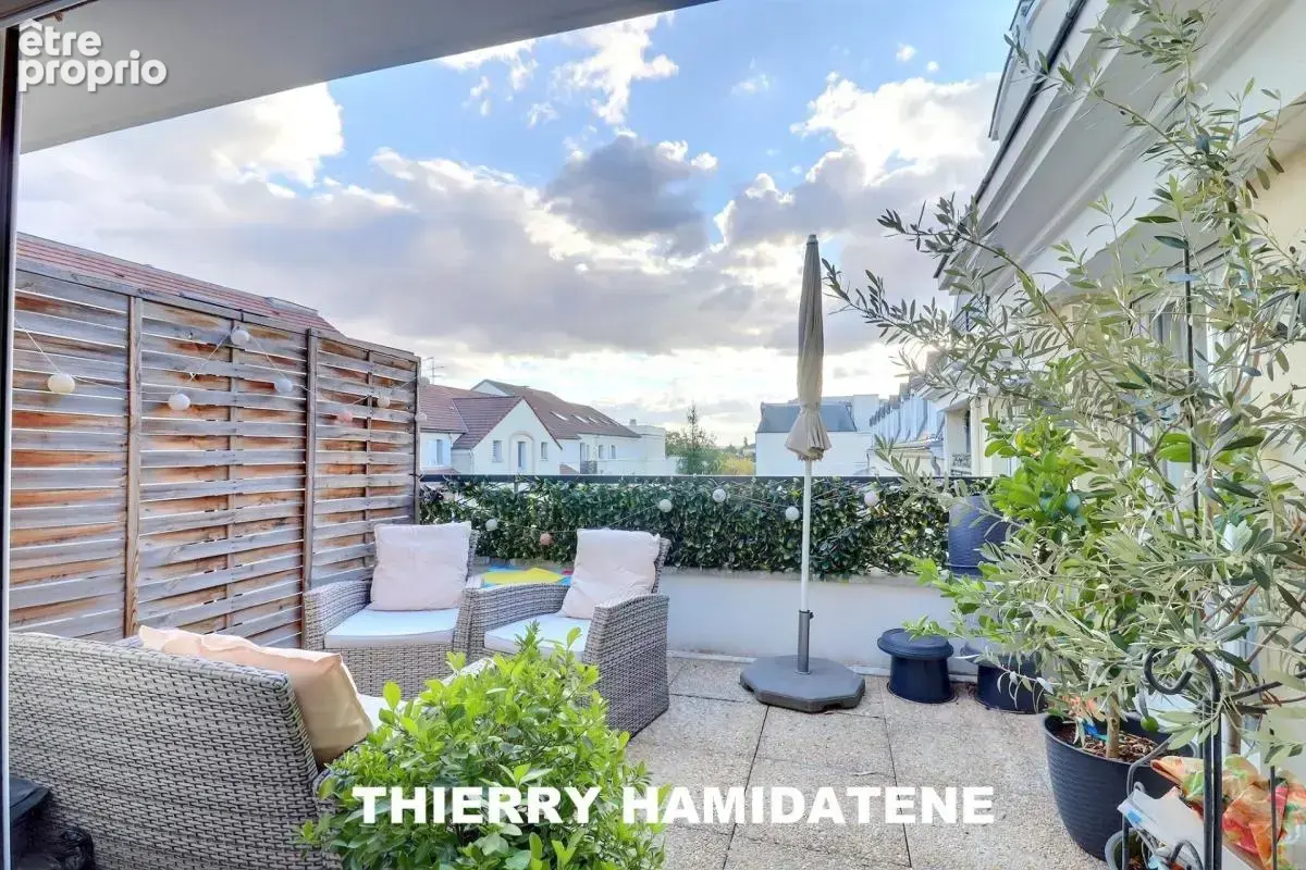 Canon!! coup de coeur assure!! appartement 3 pieces terrasse et balcon 2 chambres 62m2 parking en s/sol avec borne de recharge e - photo 1