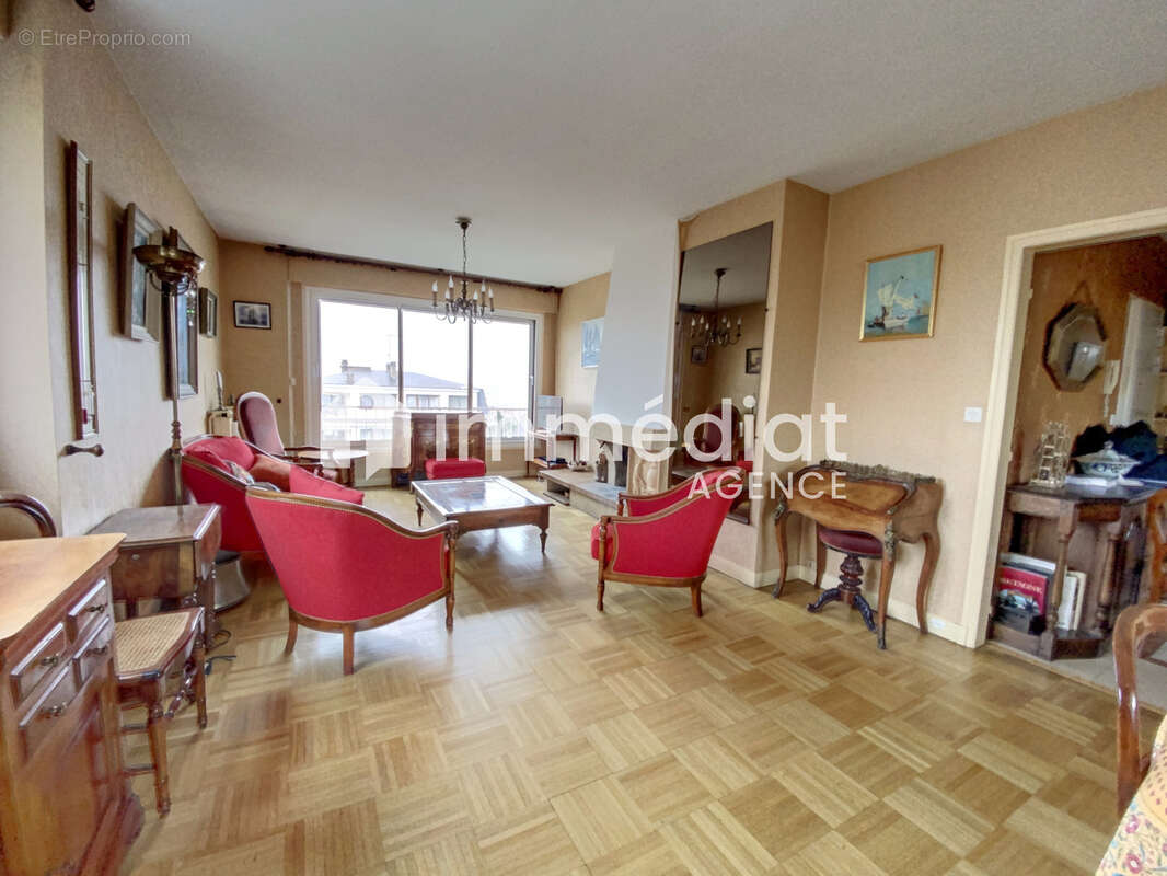 Appartement à RUEIL-MALMAISON