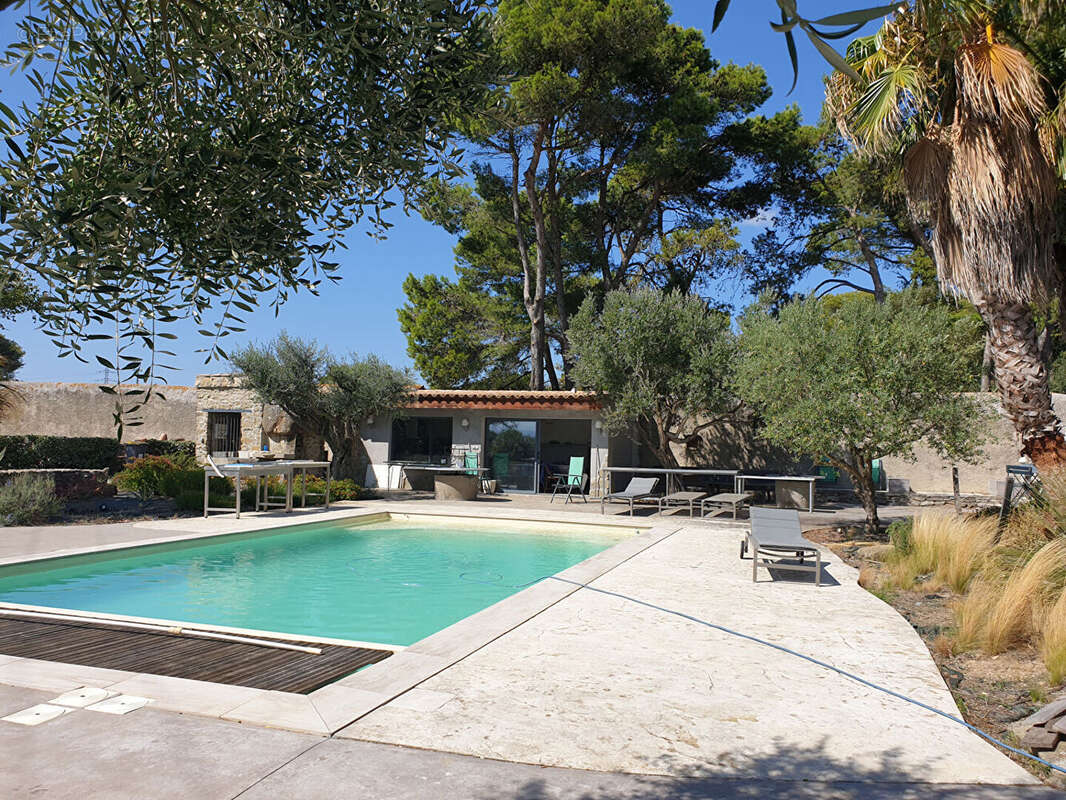 Maison à VILLEMOUSTAUSSOU