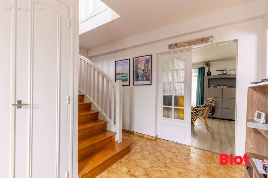 Maison à THORIGNE-FOUILLARD