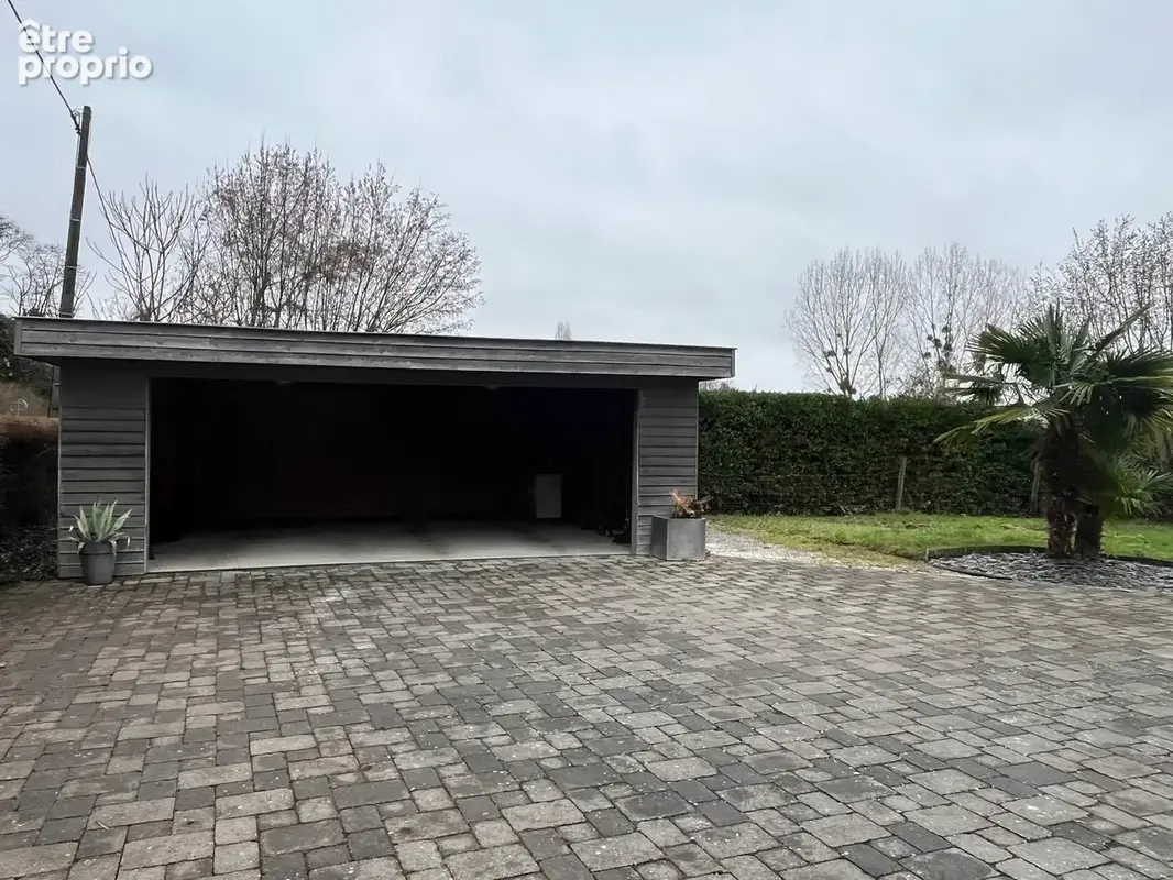 Luynes bourg - propriété de charme de 210 m2 sur un parc de 4 000 m2   5 chambres - photo 14