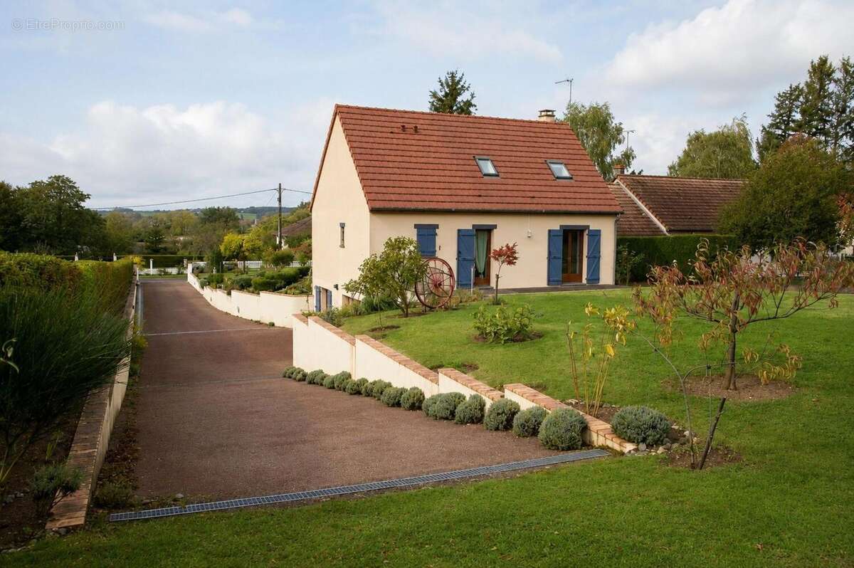 Photo 2 - Maison à CHATEAUMEILLANT
