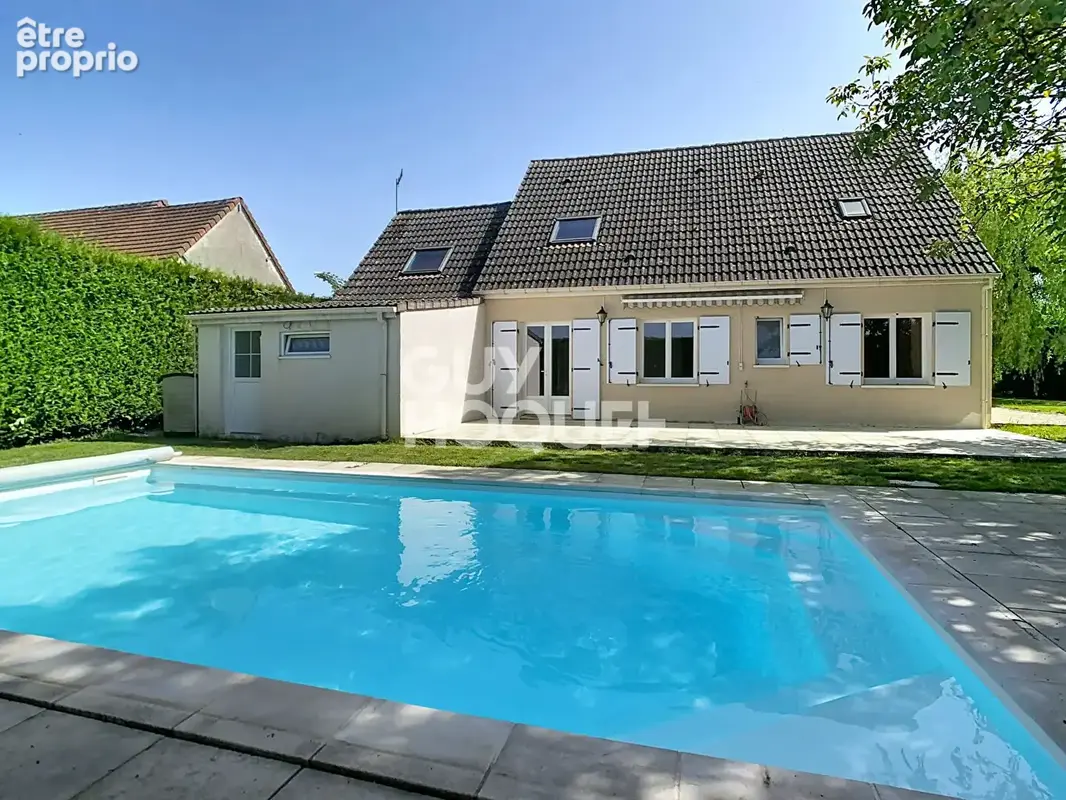 Maison familliale avec piscine,  5 chambres, terrain de 1031 m² à Fresnoy-le-Luat - photo 2