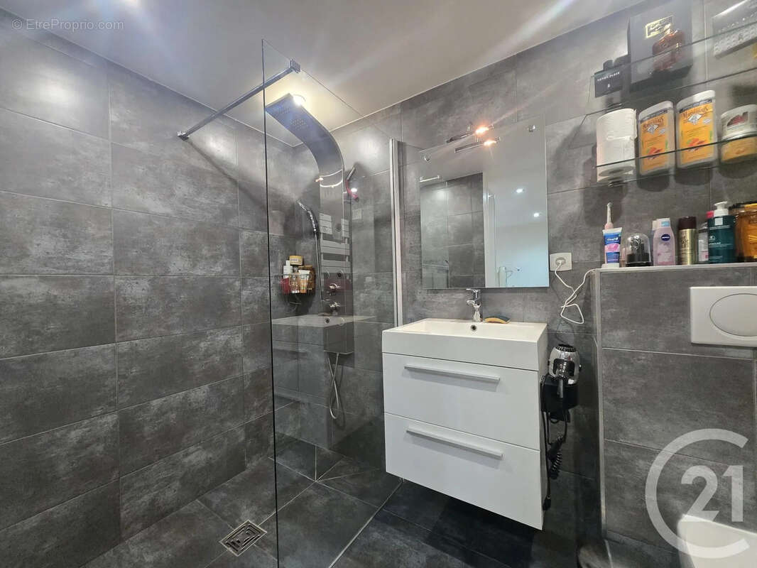Maison 180 m² à Les Baux-De-Breteuil  - photo 13