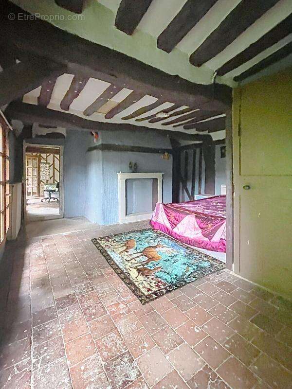 14100  Maison Normande de 137 m²  , 4 chambres 195 000 Euros - photo 12
