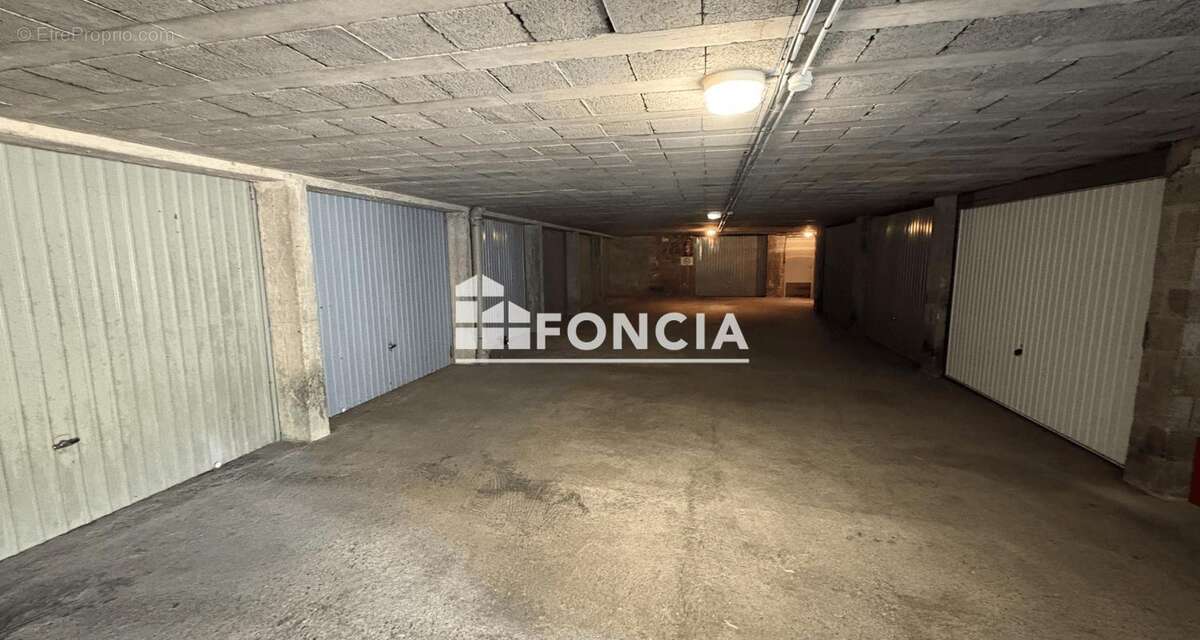Appartement à VERSAILLES