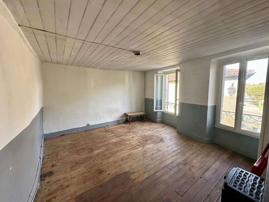 Maison 137 m² à Manciet  - photo 2