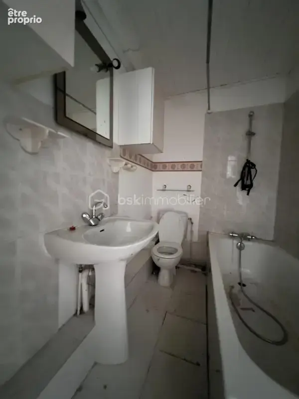 Maison de ville à rénover - Idéal investisseur - photo 12
