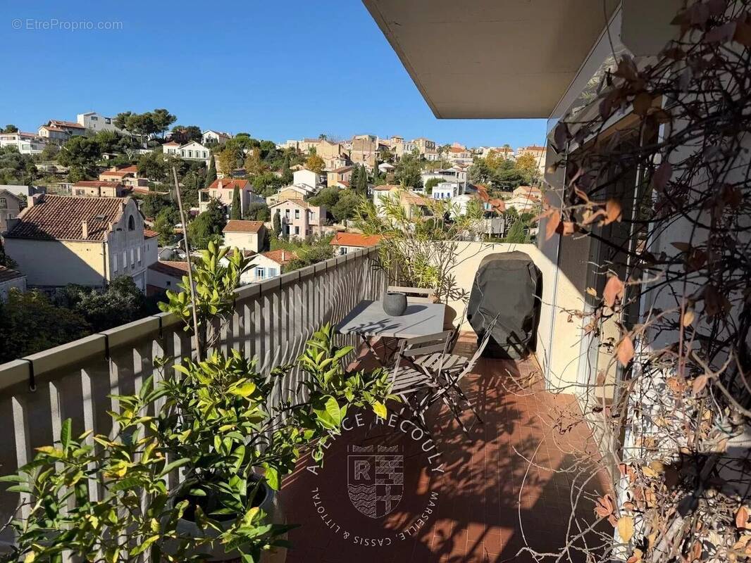 Appartement à MARSEILLE-7E