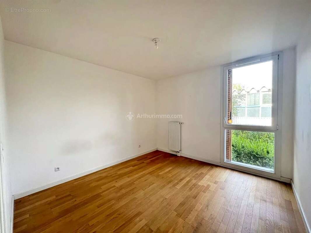 Appartement à BUSSY-SAINT-GEORGES